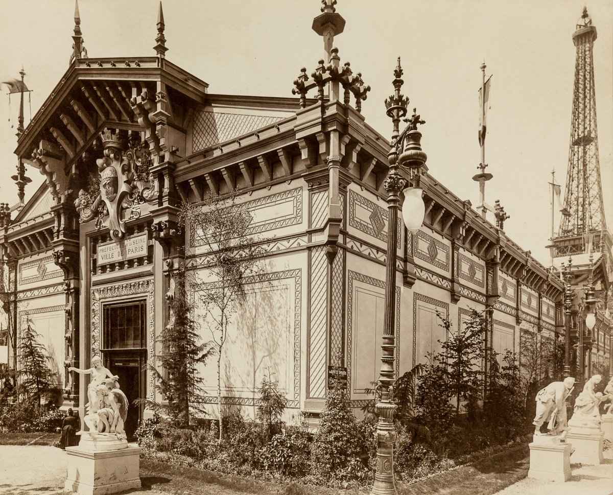 The Prefecture of the Seine exhibit, with the Eiffel Tower in the background