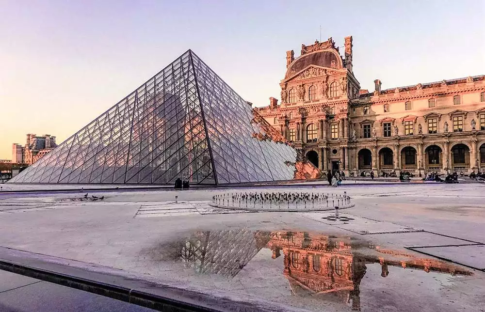 Louvre